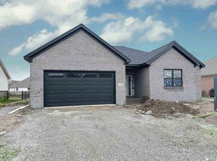 15402 Orchard Meadows Dr, Monroe, MI 48161