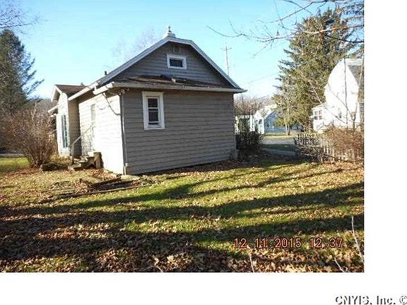 3rd image of 101 Loomis Ave
