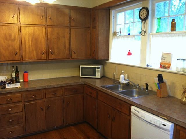 1st image of 4423 Lloyd St