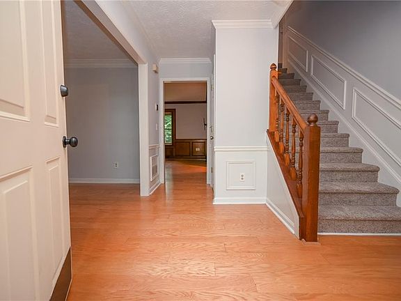 5th image of 1194 Lassiter Dr