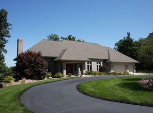 9400 Ravine Rdg SE, Caledonia, MI 49316