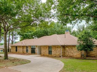 2411 Emerald Cir, Southlake, TX 76092