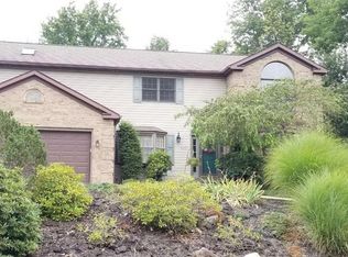 5012 Walnut Rdg, Erie, PA 16506