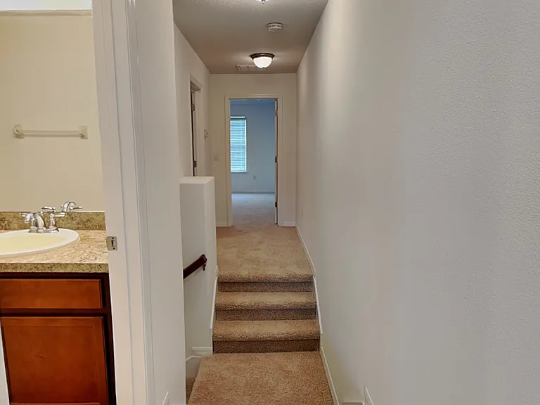 2140 Rookery Ln — Photo 10