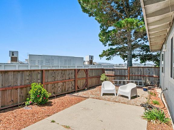 5th image of 145 Marlin Ct