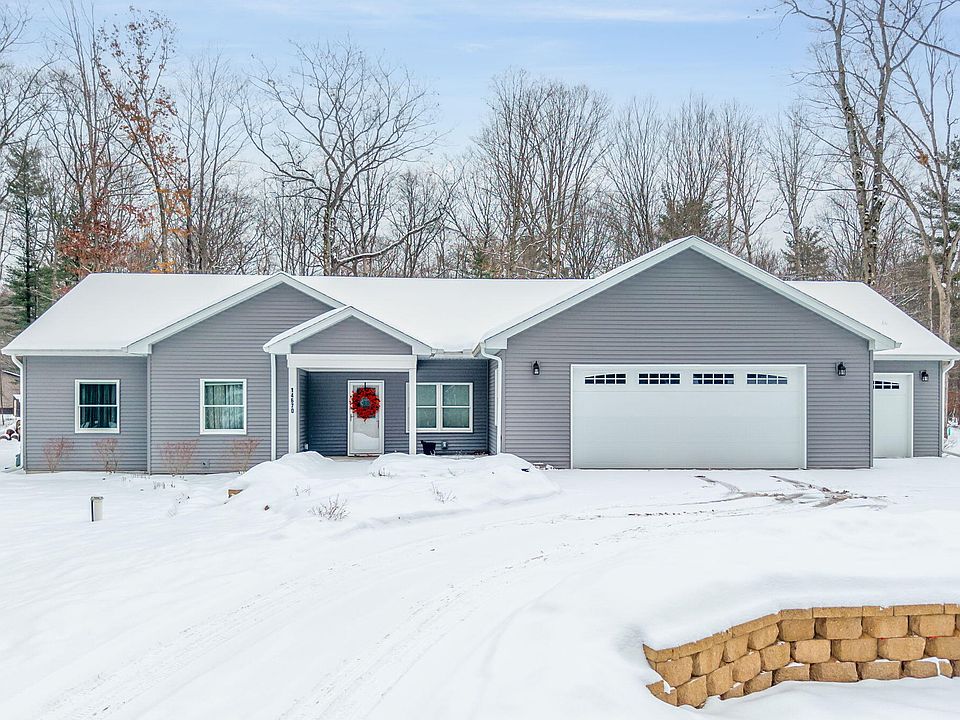 1st image of 14670 Tomahawk Ln #39