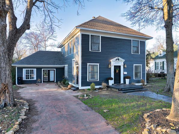 961 E Main St, Batesville, AR 72501