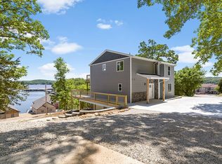 58 Barba Le Ln, Lake Ozark, MO 65049