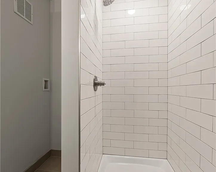 130 Pearl St — Photo 8