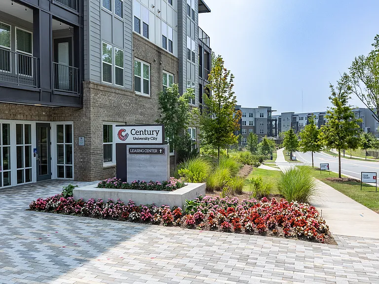 Century University City — Photo 14