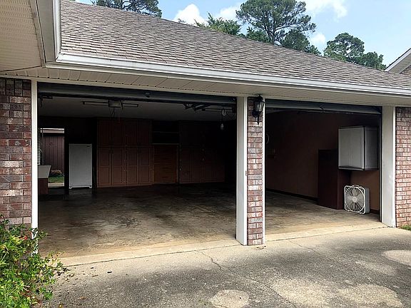 2nd image of 102 San Pedro Dr