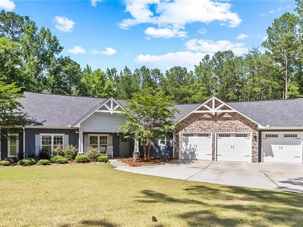 10649 Legacy Point Dr, Northport, AL 35475