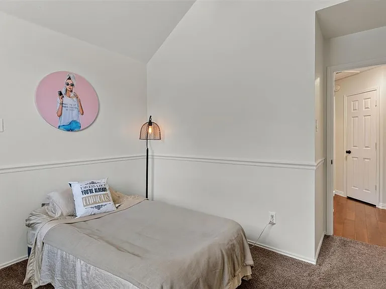 9383 Homestead Ln — Photo 18