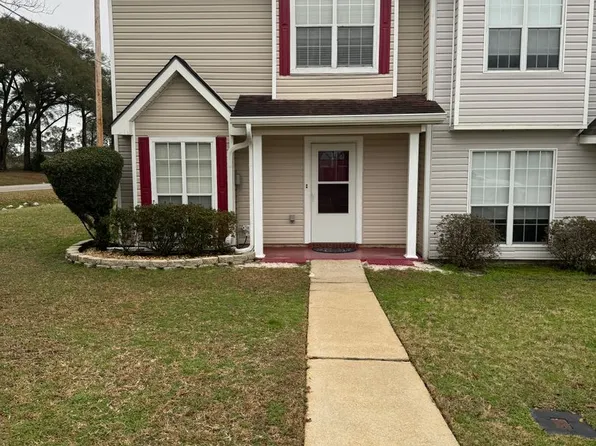 120 Palm Dr, Enterprise, AL 36330