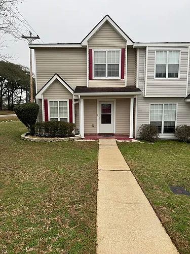 120 Palm Dr Photo 1