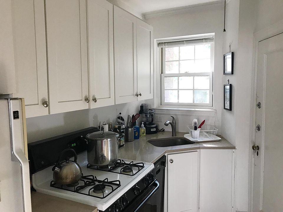 new silstone counter tops, new cabinets, gas stove