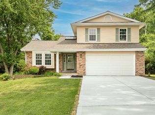 154 Hickory Tree Ct, Ballwin, MO 63011