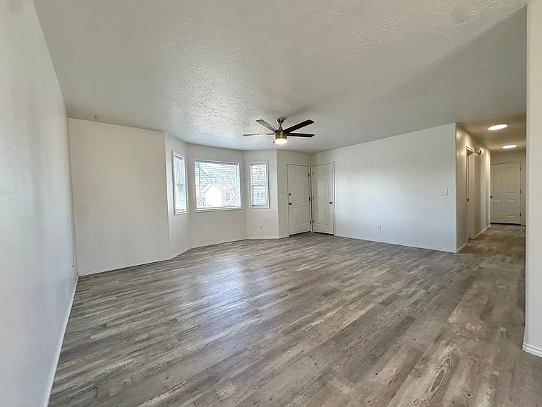 274 Randy Dr — Photo 11