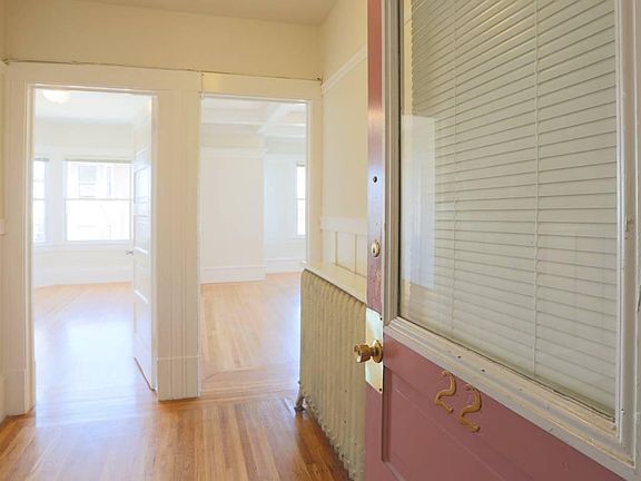 3rd image of 1456 Jones St APT 22