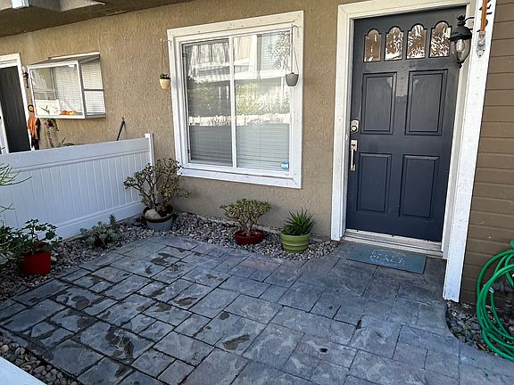 5th image of 25 Briarwood Ln #25