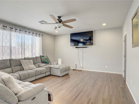 5th image of 5413 Dalle Valley St
