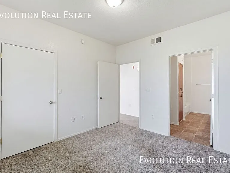 5302 E Van Buren St #3019 — Photo 18