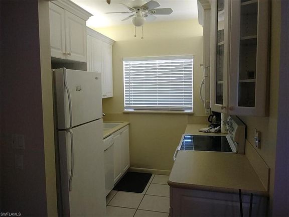 4th image of 25710 Hickory Blvd APT 106