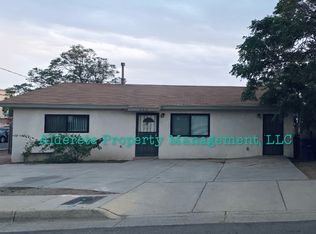 208 Cromwell Ave SE, Albuquerque, NM 87102
