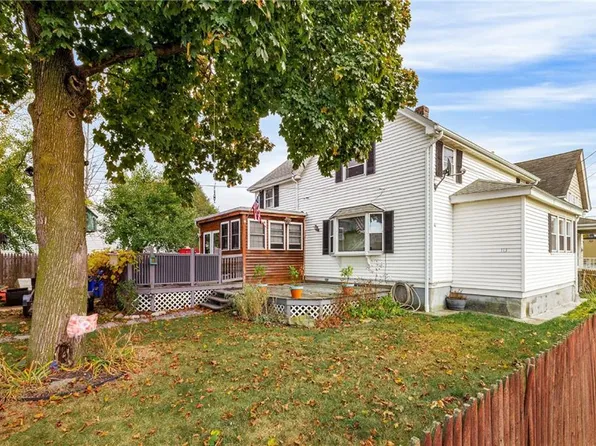 1134 Pawtucket Ave, Rumford, RI 02916