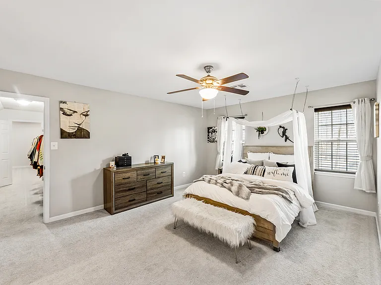 6262 White Cove Dr — Photo 16