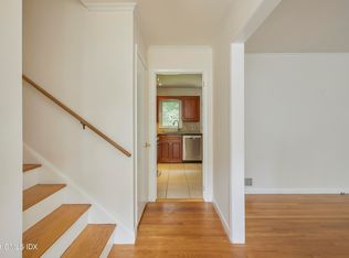 39 Mallard Dr, Greenwich, CT 06830