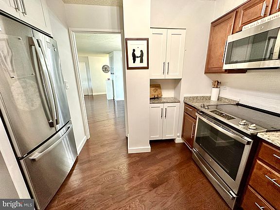 5th image of 5904 Mount Eagle Dr APT 1611