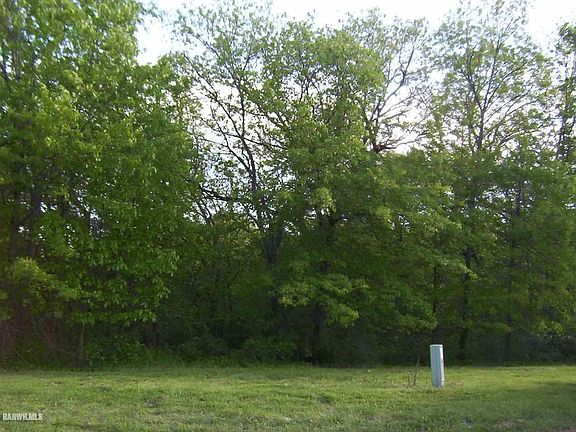 3rd image of 5-127R Chadbourne Dr