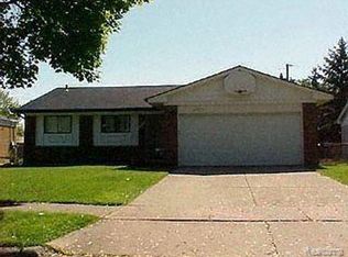 29920 Marshall St, Southfield, MI 48076