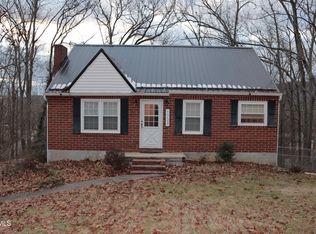 1732 Seaver Rd, Kingsport, TN 37660