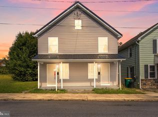 329-331 W 4th St, Waynesboro, PA 17268