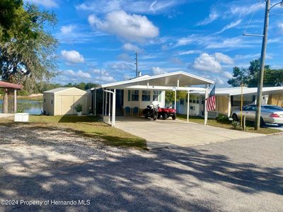 9285 Grizzly Bear Ln, Weeki Wachee, FL, 34613
