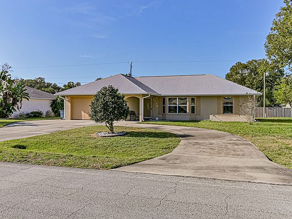 2nd image of 3330 Juniper Dr