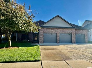 3704 Doe Run Trl, Springfield, IL 62711