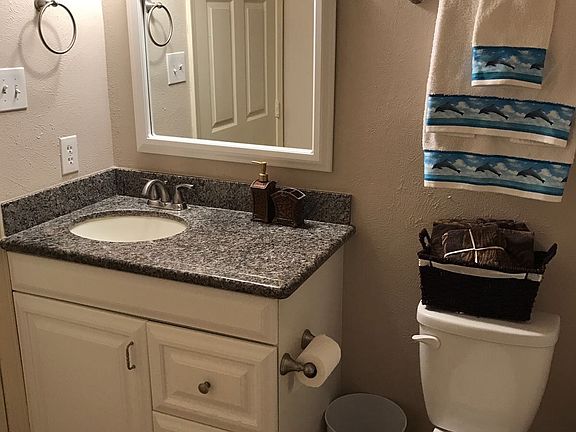 5th image of 414 Fern Meadow Dr
