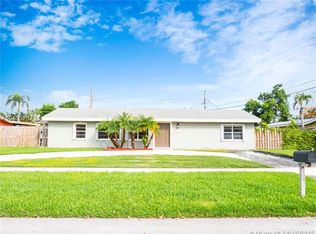 18800 Belview Dr, Cutler Bay, FL 33157