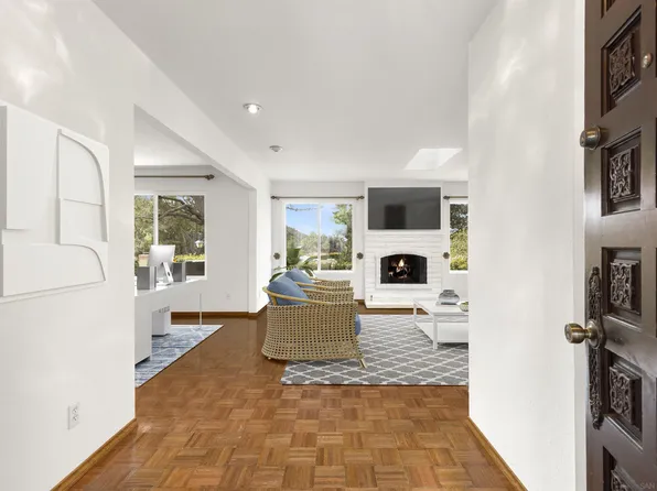 105 Cozumel Ct, Solana Beach, CA 92075