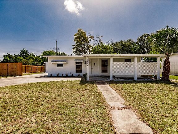 3rd image of 3228 Normandy Dr