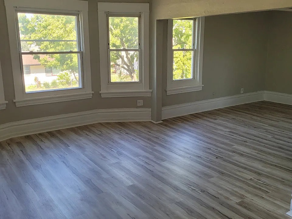 344 Jenks Ave #2