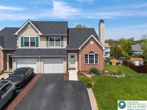 2309 Juniper Dr N, Coplay, PA 18037