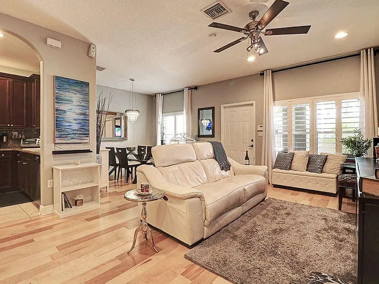 400 Lake Monterey Cir — Photo 8