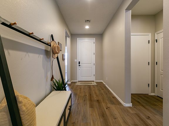 5th image of 6057 Nauman Dr SE
