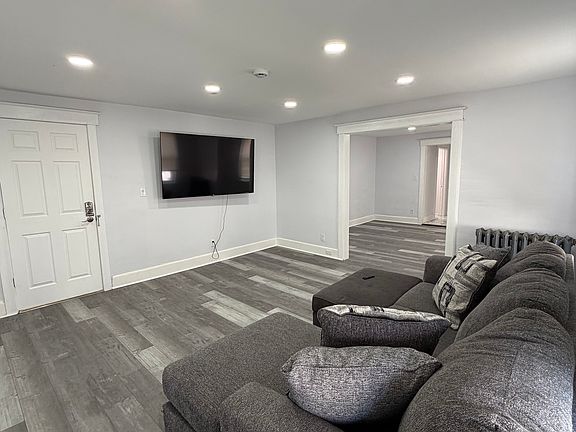 4th image of 11.5 Mather St #1