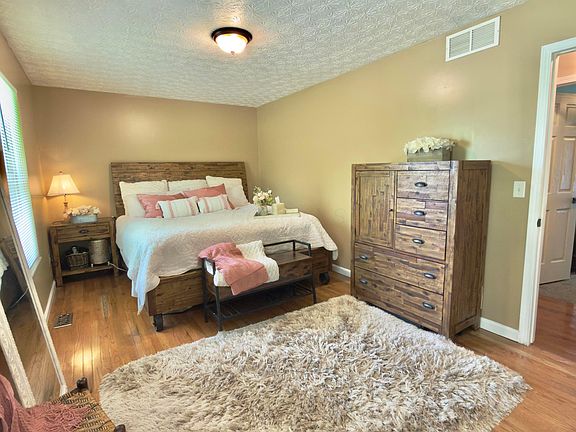 5th image of 6397 Ambleside Dr