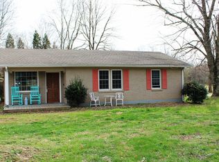 1021 S Main St, Mount Pleasant, TN 38474